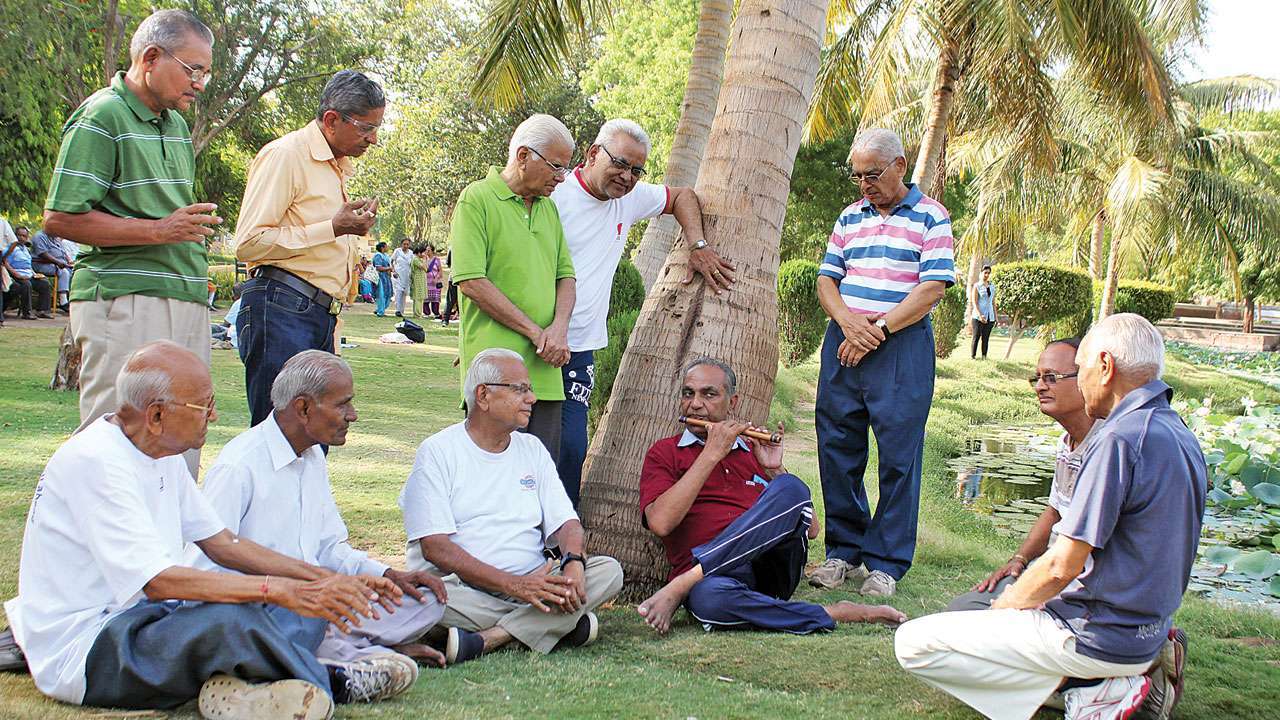 Why Are Health Insurance Plans Beneficial for Senior Citizens?