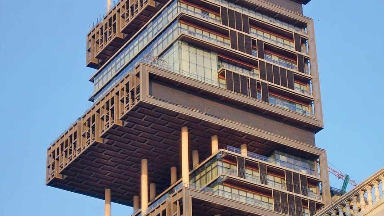 Top Most Expensive Houses In India Finserving   Antilia Mumbai India 