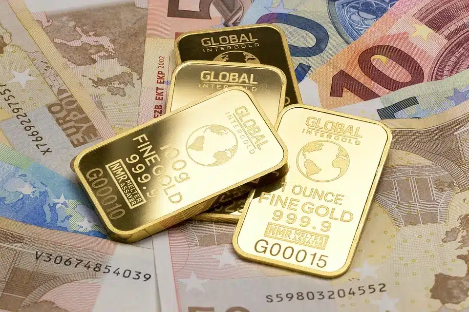 Gold Price Projected: Xau/Eur Centralizes Declines At €1,590