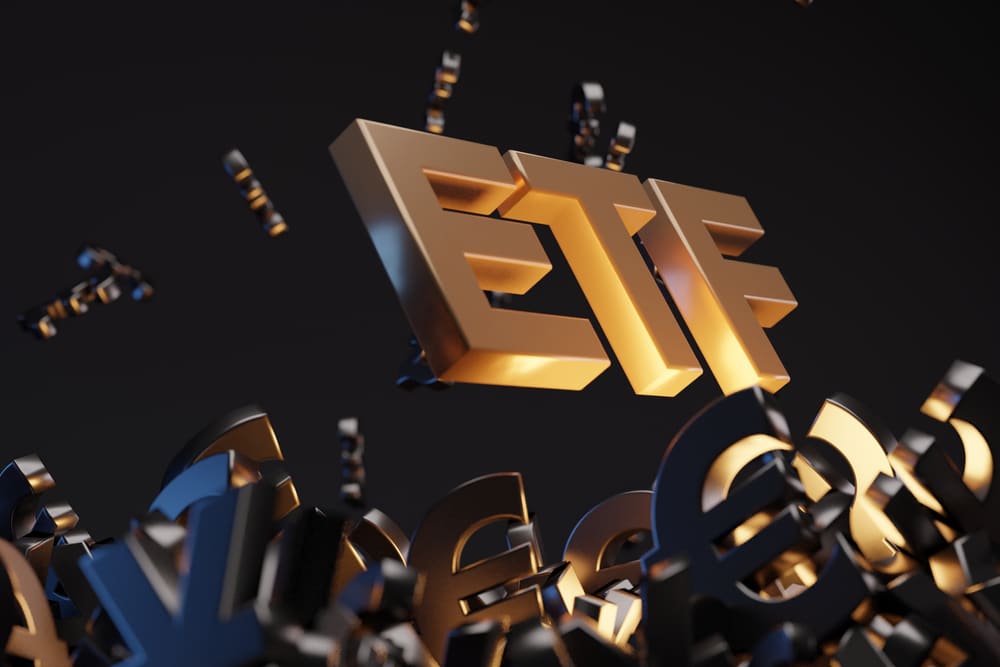 Gold-Backed ETFs Attract $3.7B in Investments: What to Know